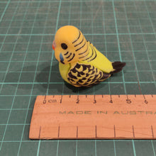 Load image into Gallery viewer, Articulated 3D printed green and yellow Budgerigar