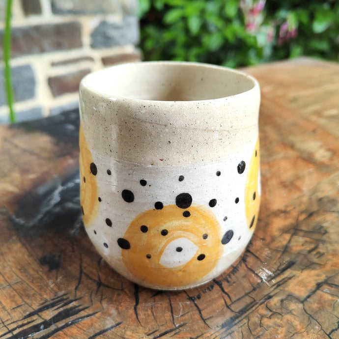 Dimple Mug - Yellow circles, black dots - Lynne Asquith