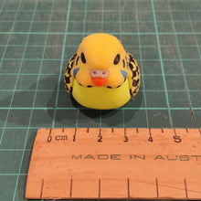 Load image into Gallery viewer, Articulated 3D printed green and yellow Budgerigar