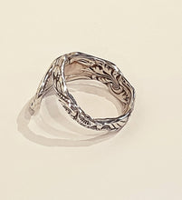 Load image into Gallery viewer, Vintage Sterling Silver Spoon ring - size R - Silver Rose Jewellery