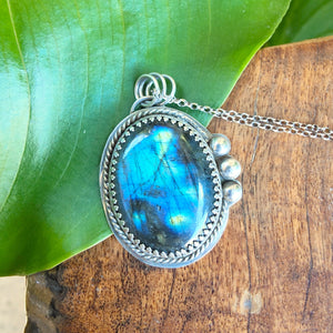 Sterling Silver Labradorite Pendant