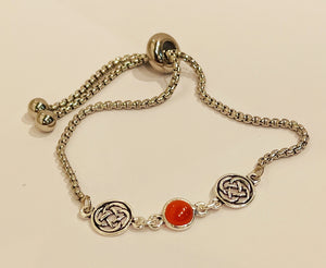 Silver bracelet with carnelian stone