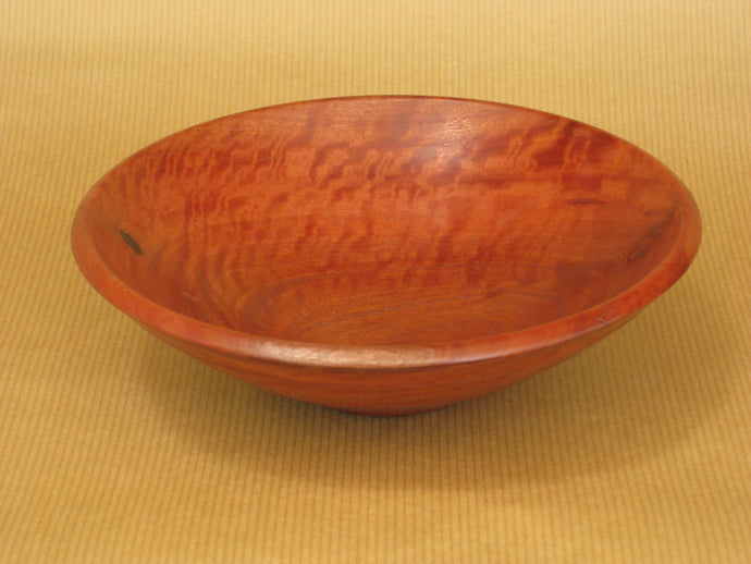Red Gum - small bowl - quilted grain