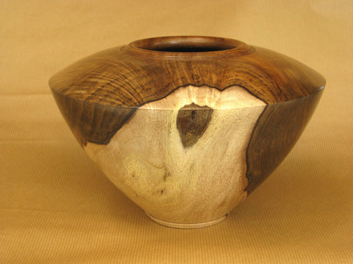 Walnut bowl - closed form