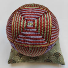 Load image into Gallery viewer, Temari with cushion - Annie Reid