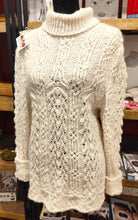 Load image into Gallery viewer, Hand spun and handknitted 50% wool 50% Cashmere jumper